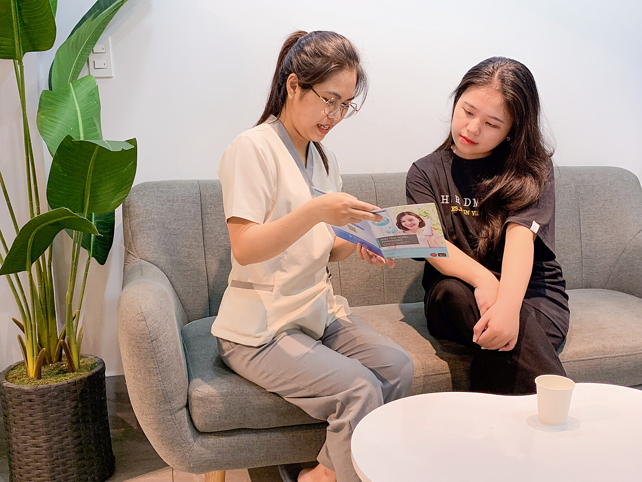 Hướng dẫn chăm sóc sau nhổ răng khôn